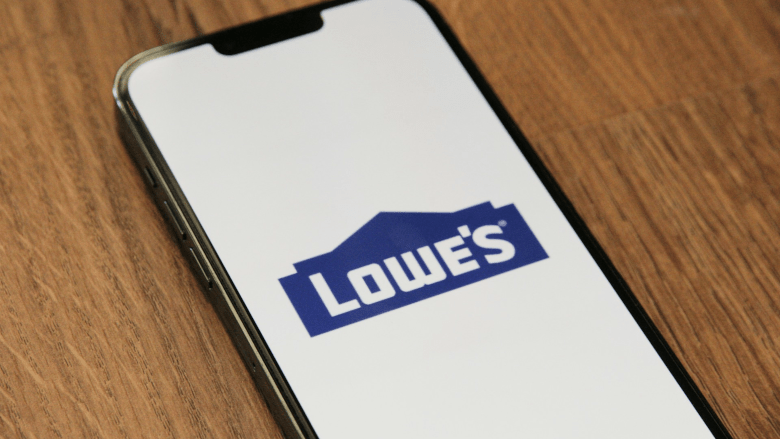 Lowe’s workers subjected to malicious advertising scheme